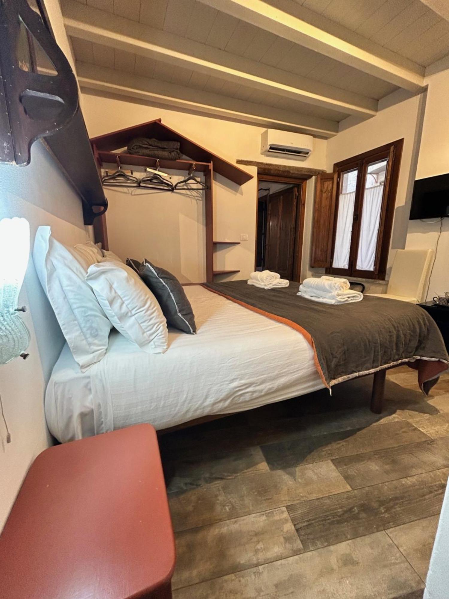 Locanda Sette Fate Spa E Solarium Palermo Exterior foto