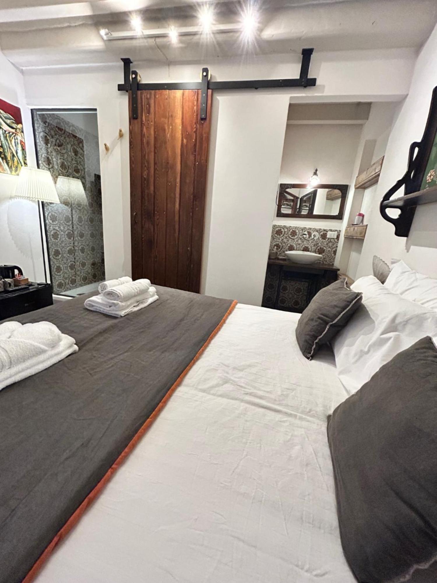 Locanda Sette Fate Spa E Solarium Palermo Zimmer foto